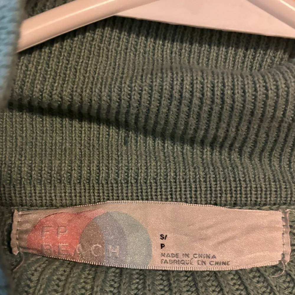 Free People Oversized Green Knit Sweater Romper - Picture 3 of 4